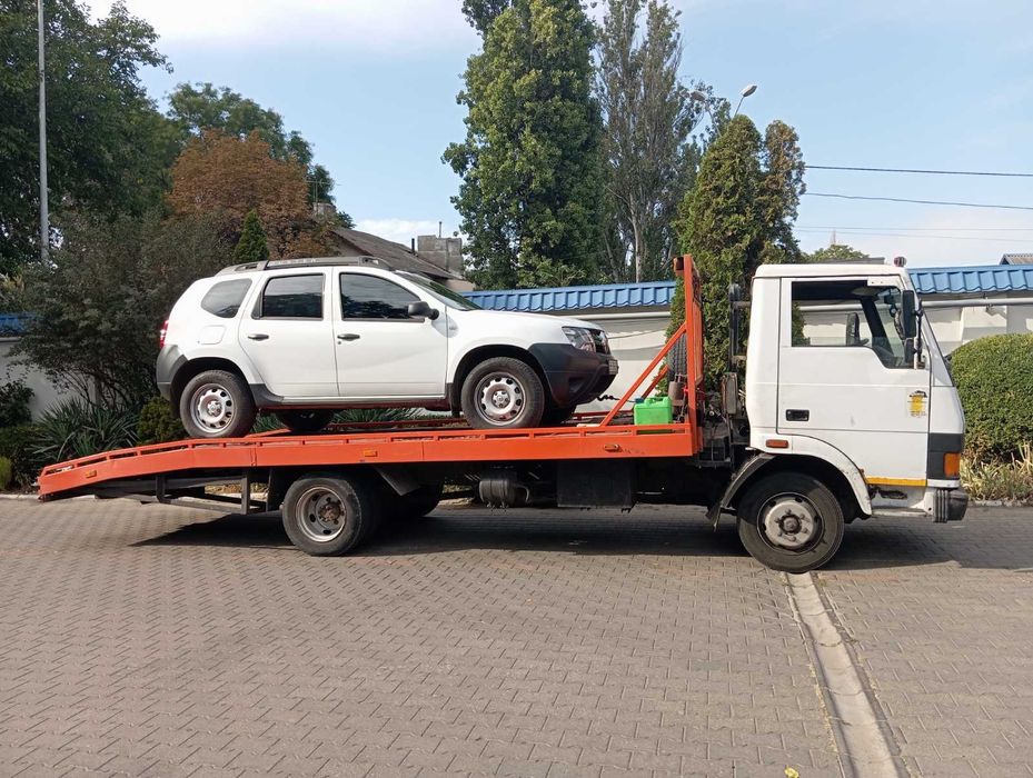 Эвакуатор одесса. С ПЛАТФОРМОЙ.