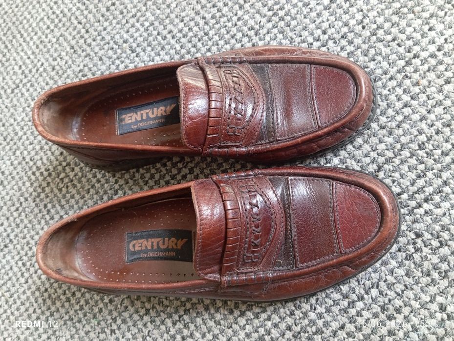 mokasyny unisex marki Century mahoniowe r. 41