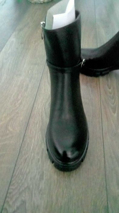 Buty damskie rozm.40