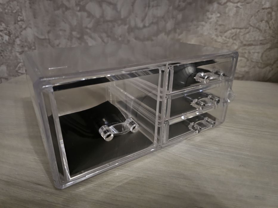 Органайзер для прикрас