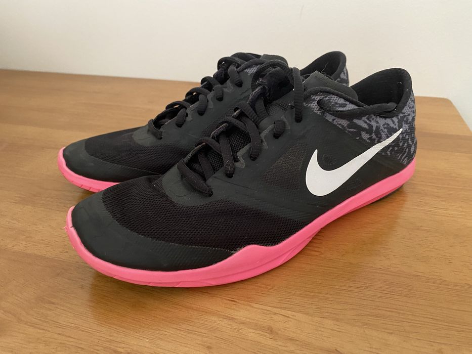 Ténis Fitsole Nike ( Ideal para Ginásio )