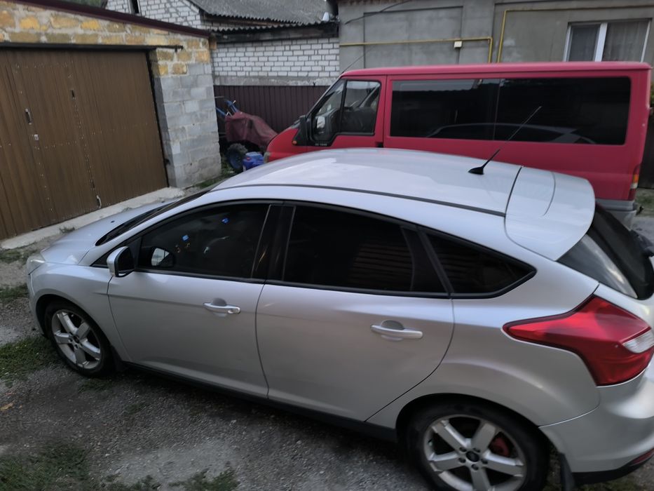 Автомобіль форд фокус