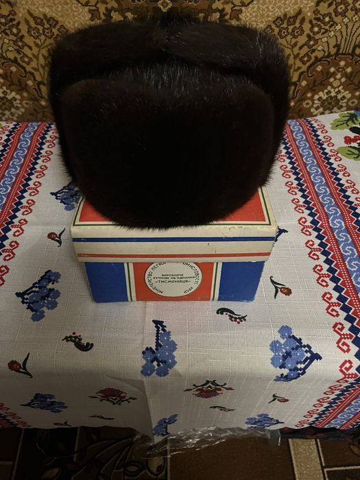 Шапка зимова норкова , р. 58-60, нова