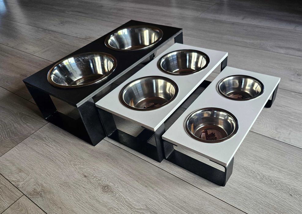 Spraw Swojemu Psu Radość: Trwały Stojak na Miski ze Stali i Pleksi!