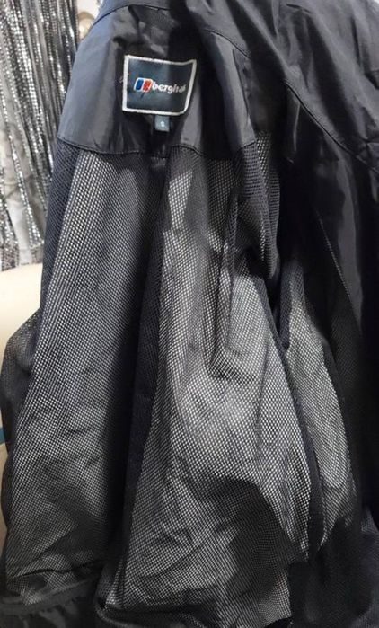 Ветровка Berghaus
