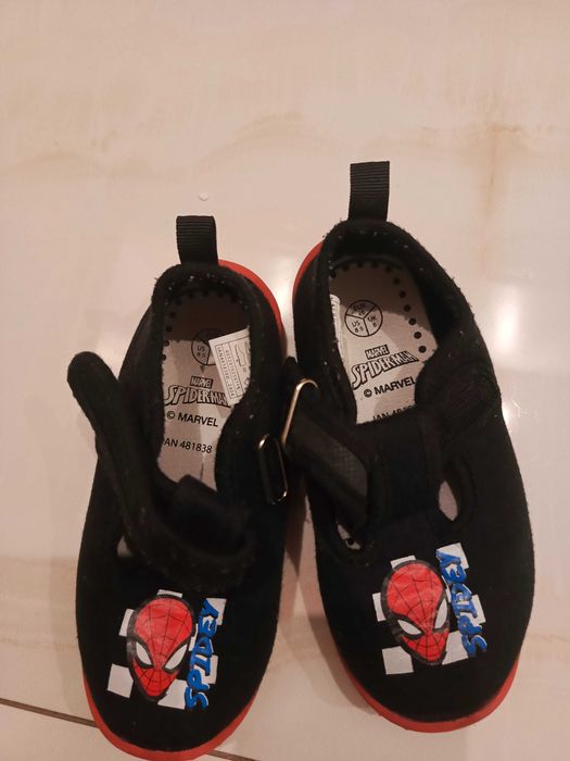 Kapcie dziecięce 26