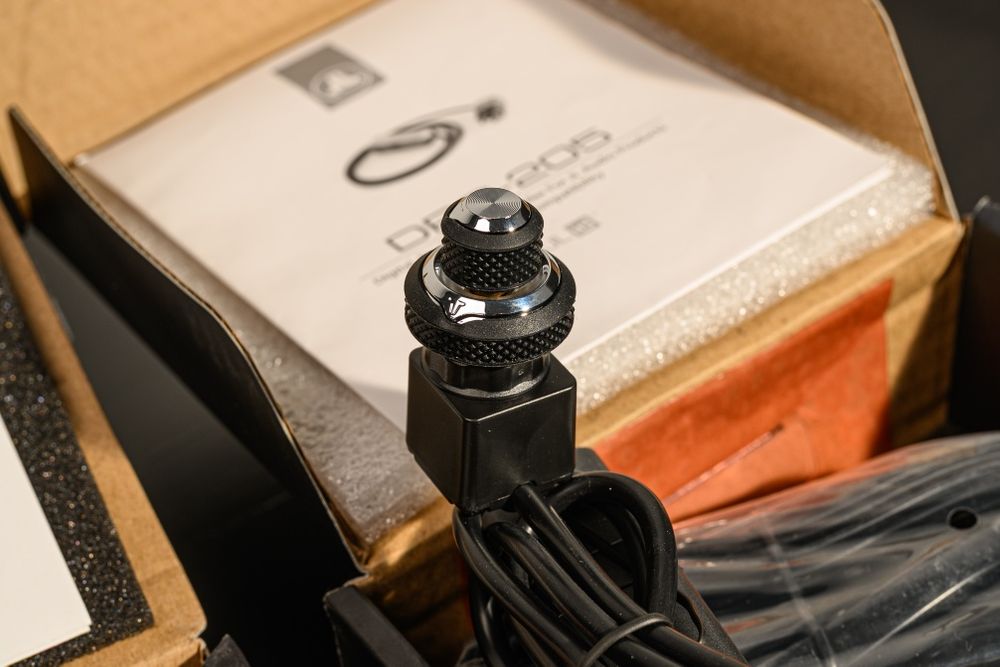 Amplificador JL Audio VX1000/5i