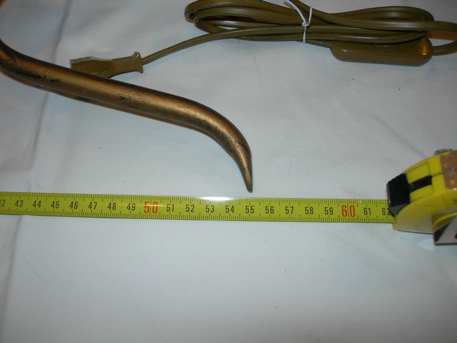 Candeeiro de mesa.