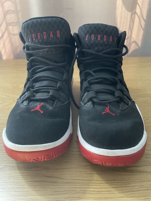Кросівки Jordan Max Aura (модель AQ9084-023) у чорному кольорі з червоними