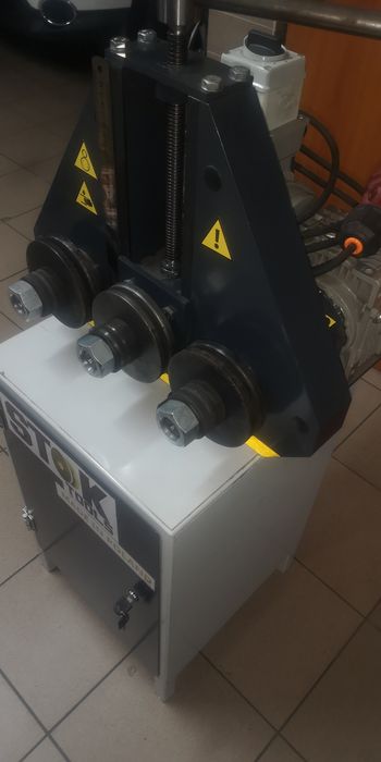 Giętarka do rur I profili RBM35