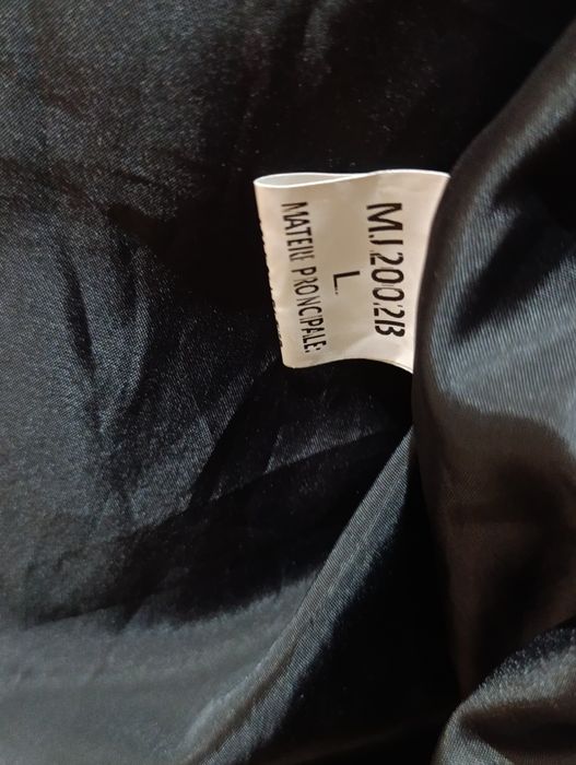 Желетка жіноча подовжена