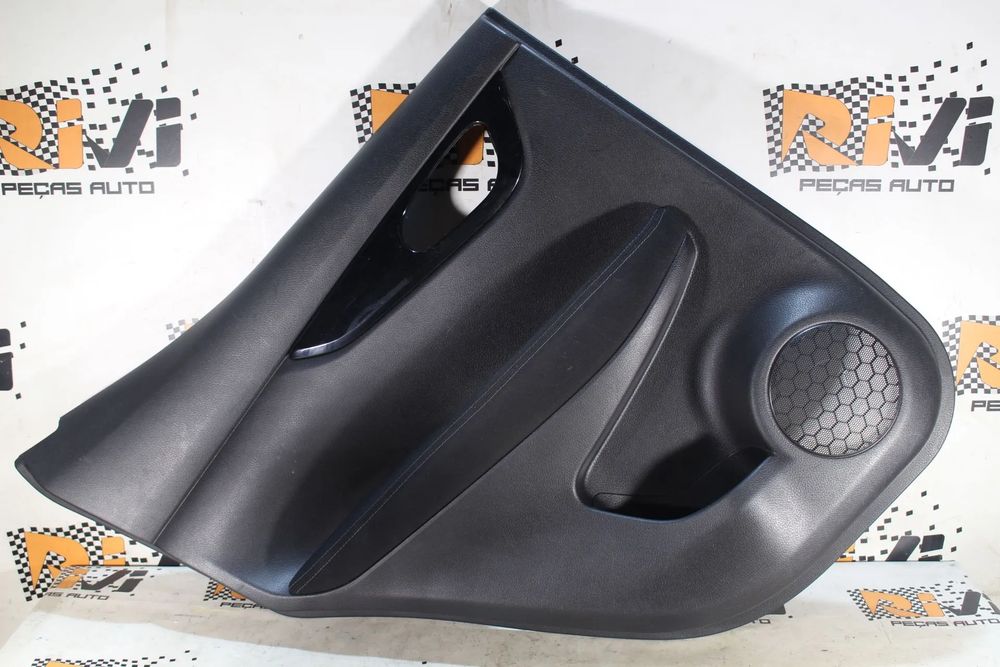 Forra porta / quartela trás esquerda NISSAN Qashqai II (J11)