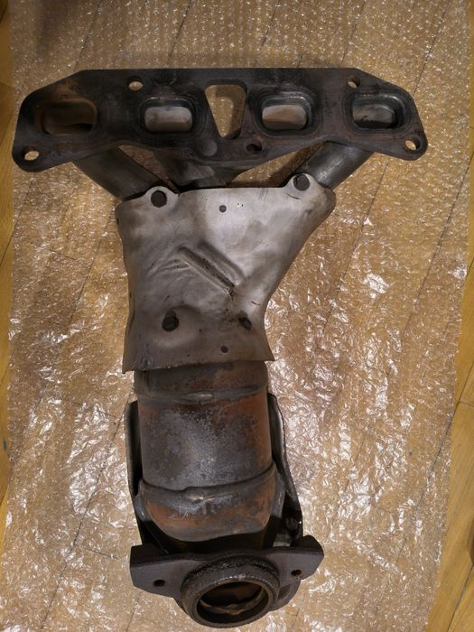 Випускний колектор nissan primera, x-trail, almera