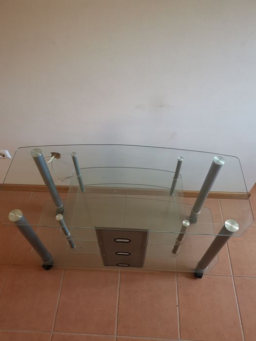 Móvel para TV em vidro