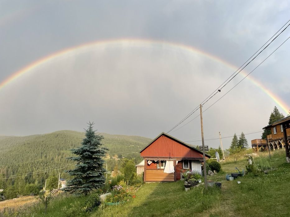 Карпати будинок оренда відпочинок гори ліс тиша краєвиди місце сили