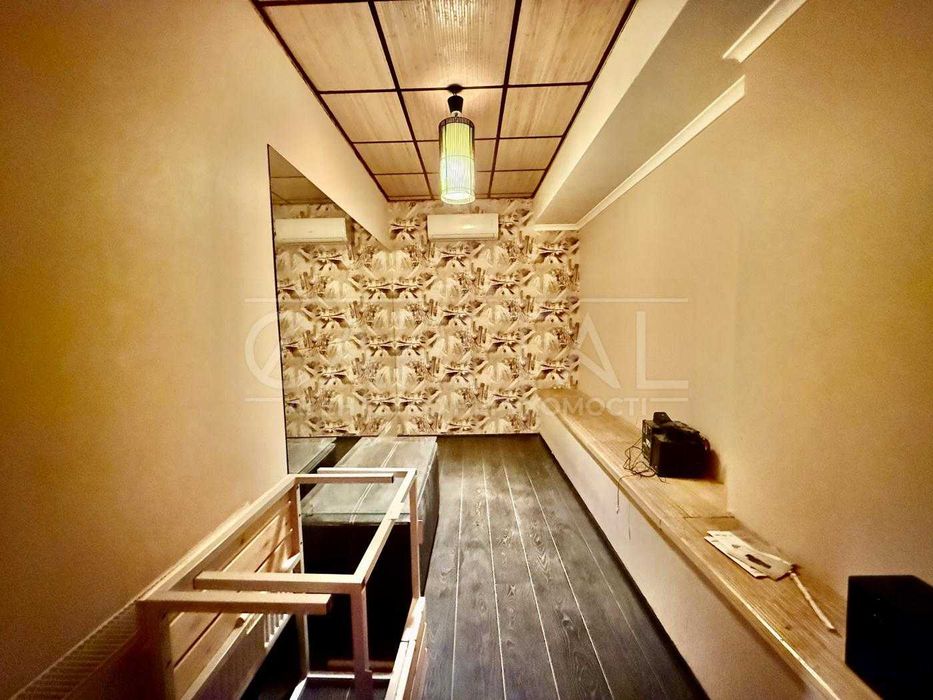 Оренда! Чудове фасадне приміщення 150м2 з цоколем   вул. Назарівська