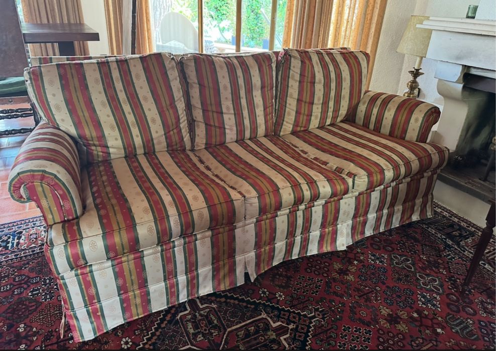 Conjunto de sofas estilo classico/ vintage