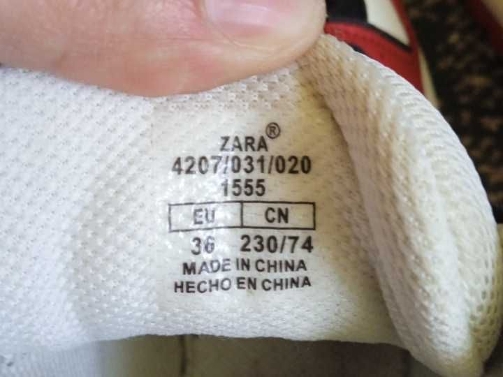 Дитячі кросівки Zara