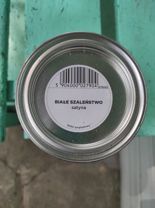 Sprzedam farbe biała