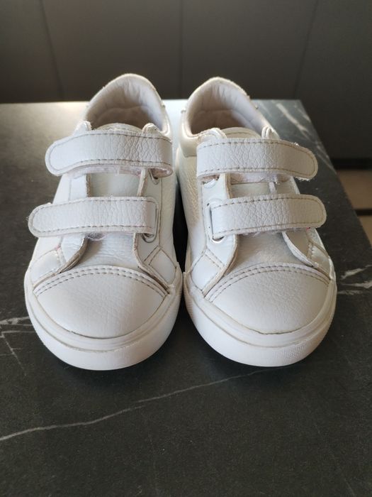 Шкіряні базові білі кеди( макасини)