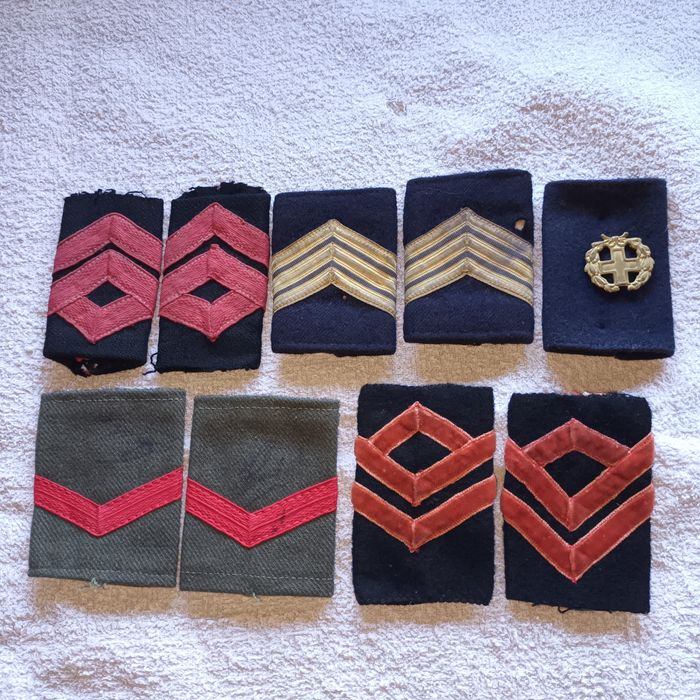 Diversos bagdes crachás alfinetes etc