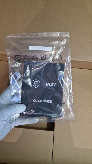 Laptop MSI Crosshair 17 C12V i7-12650H/32GB/1TB RTX 4070 - Windows 11