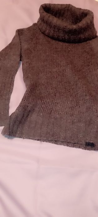 Sweter z wysokim golfem, rozmiar S