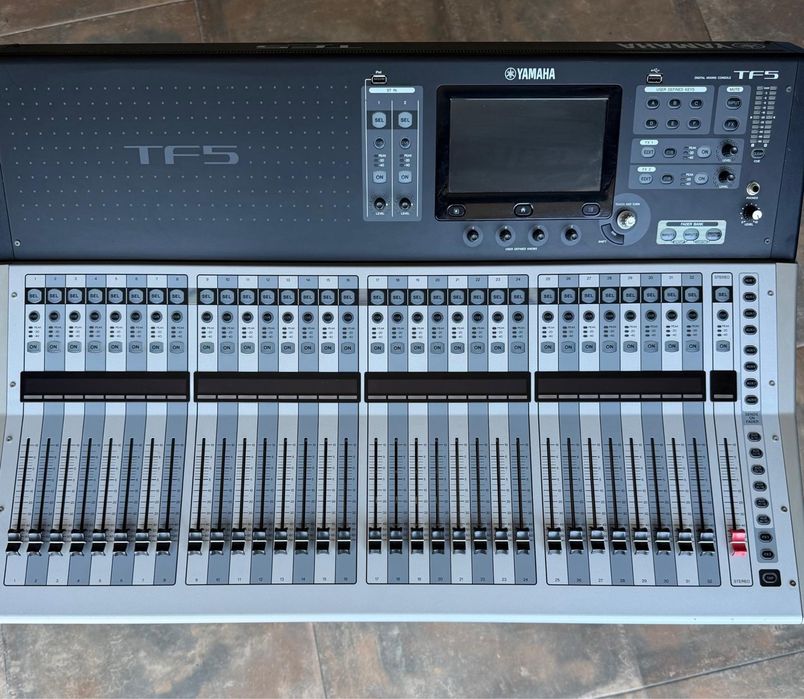 Yamaha TF5 Digital Mixing Console