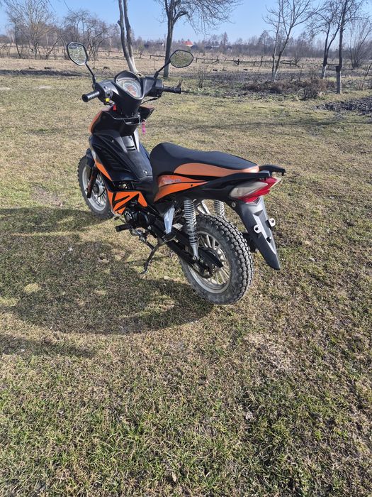 Скутер Мопед 125 кубів спарк(альфа).