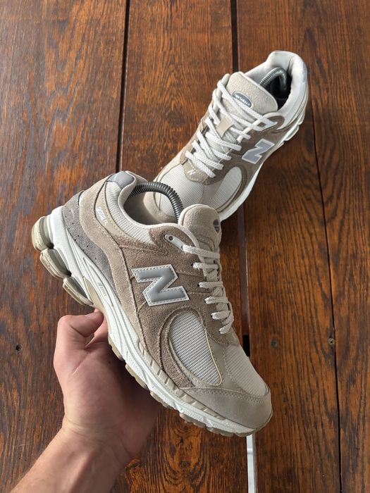 Кросівки New Balance 2002r 41,5