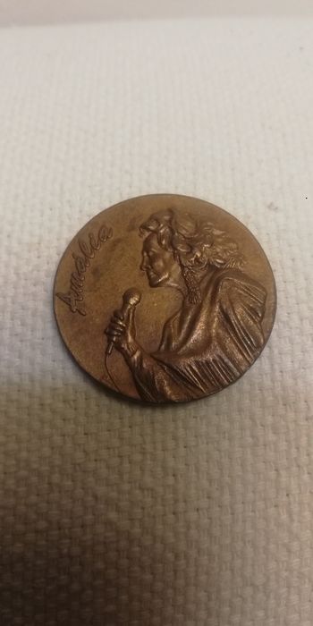 Medalha da Amalia Rodrigues