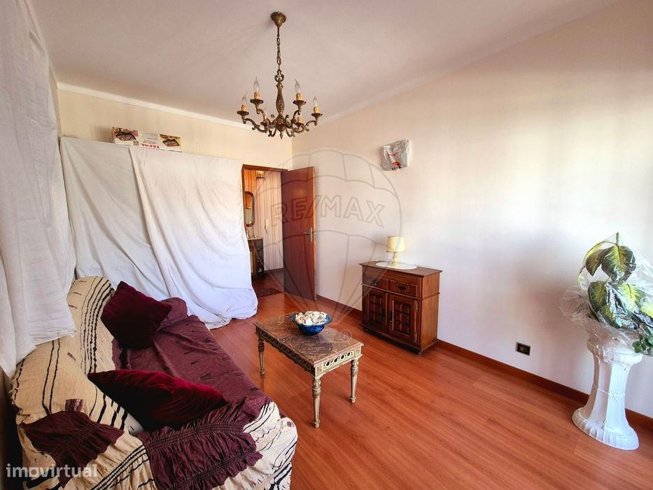 Apartamento T4 para venda