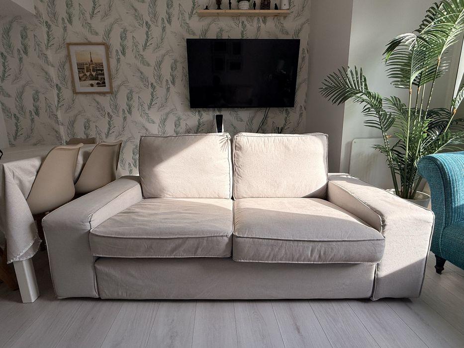 Sofá KIVIK ikea
