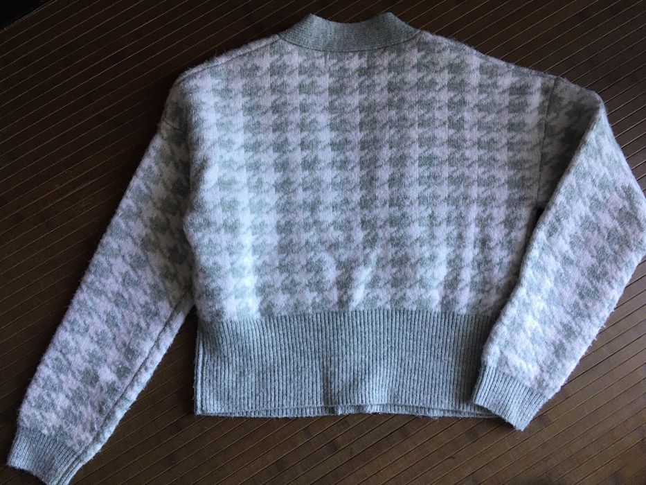 Casaco de malha decote V