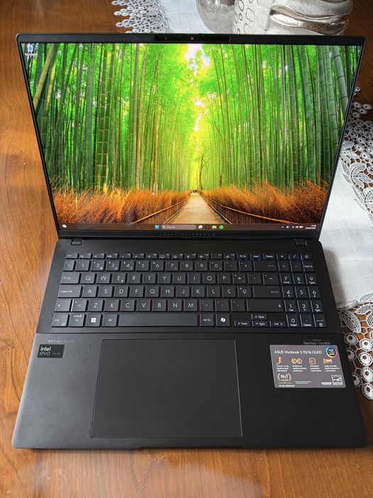 ASUS Vivobook S16 OLED 16” Ultra 7 / 32GB RAM / 1TB SSD / 120Hz