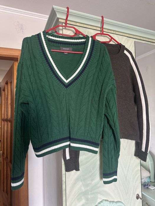 Свитер женский вязаный