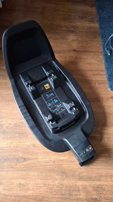 Fotelik nosidło Maxi Cosi z bazą Family Fix 3