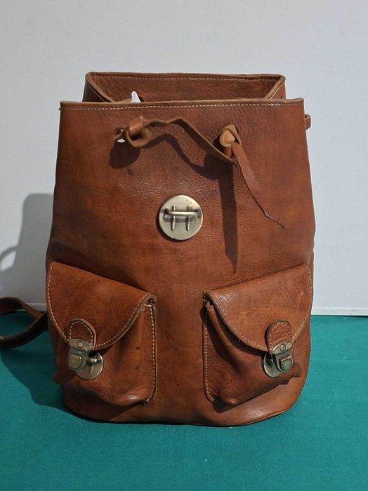 Caça - Mochila antiga de couro / cabedal forte