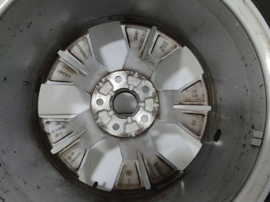 volkswagen passat b8 felga alufelga 18 oem