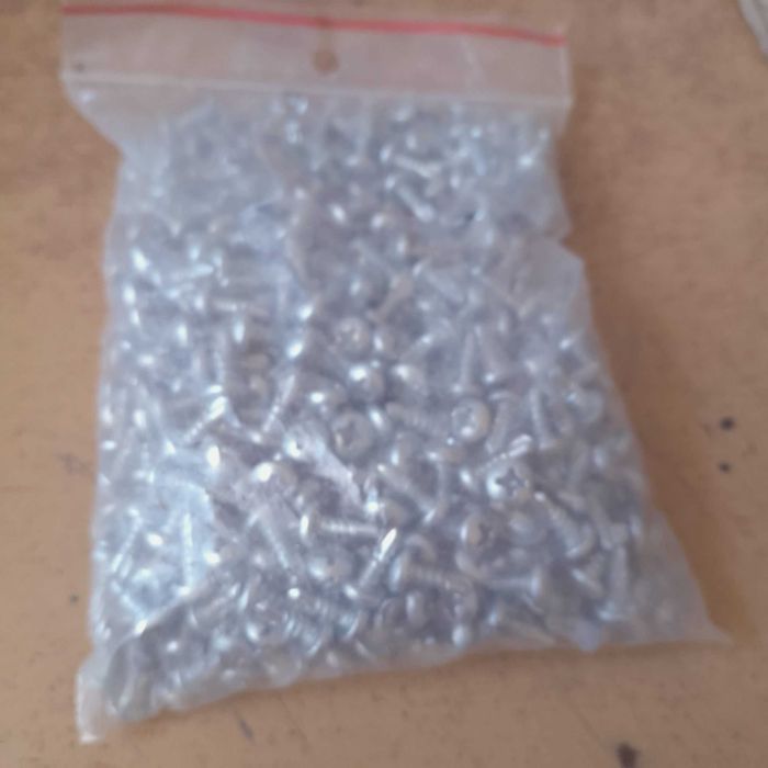 Саморіз для металевих профілів зі свердлом оцинкований 3,9х11 (1000)