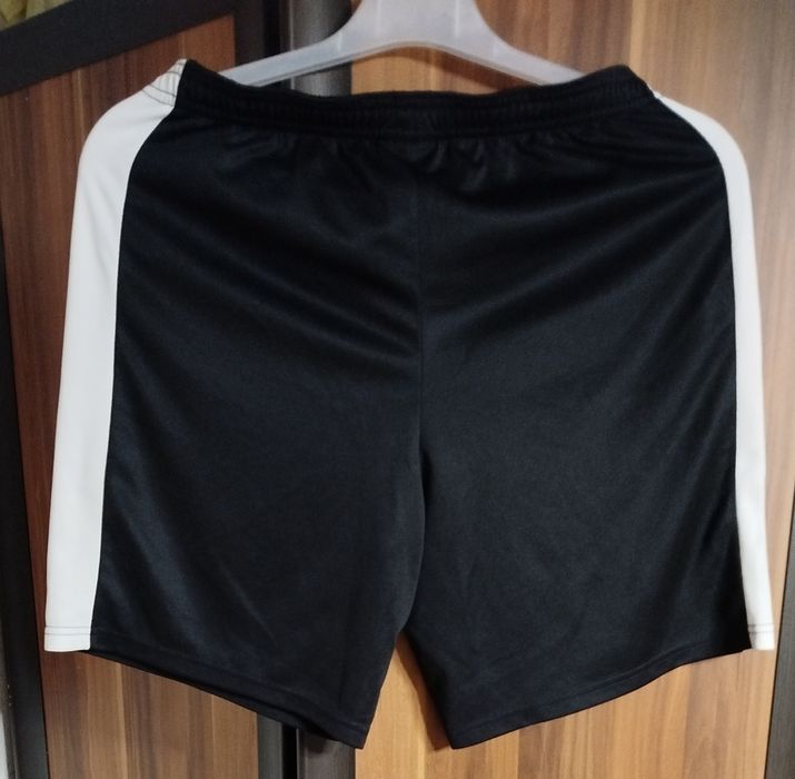 Spodenki krótkie męskie Nike rozmiar M stan idealny