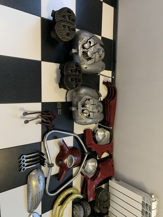 Запчастини до яви 360,є практично все.