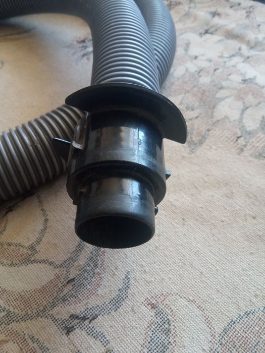 Шланг для пылесоса (б.у).