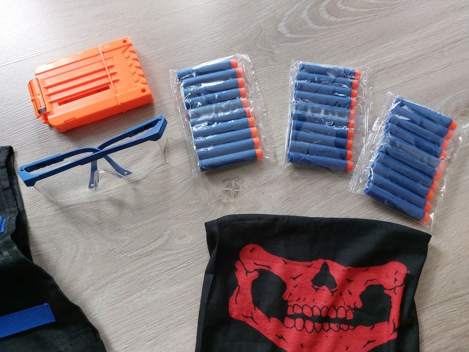 Zestaw do Nerf kamizelka magazynek okulary komin 30 strzałek