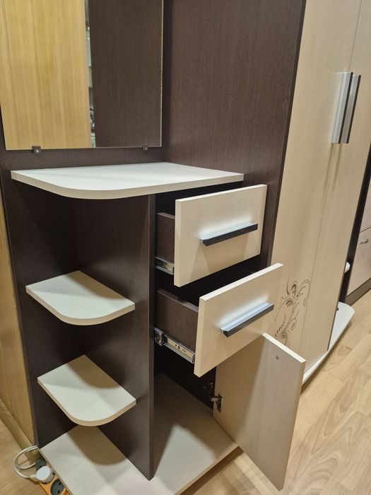 Передпокій, прихожа.