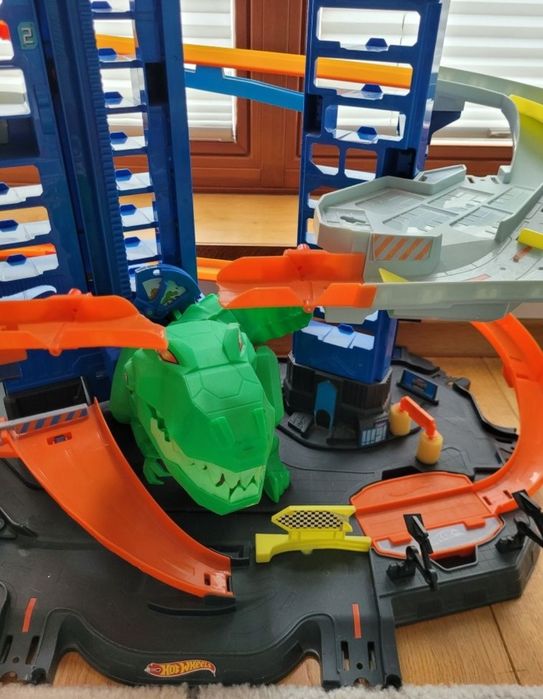 Mega garaż Hot Wheels