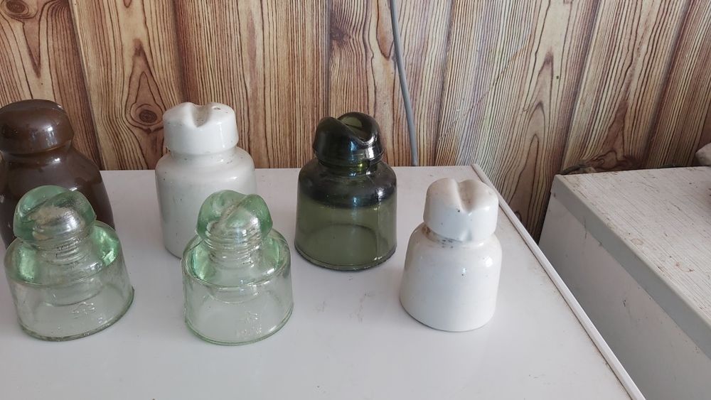 Ізолятори керамічні