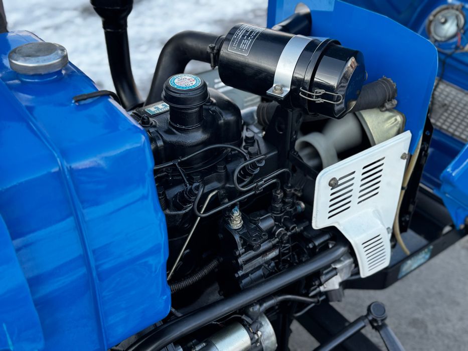 Трактор HINOMOTO E18