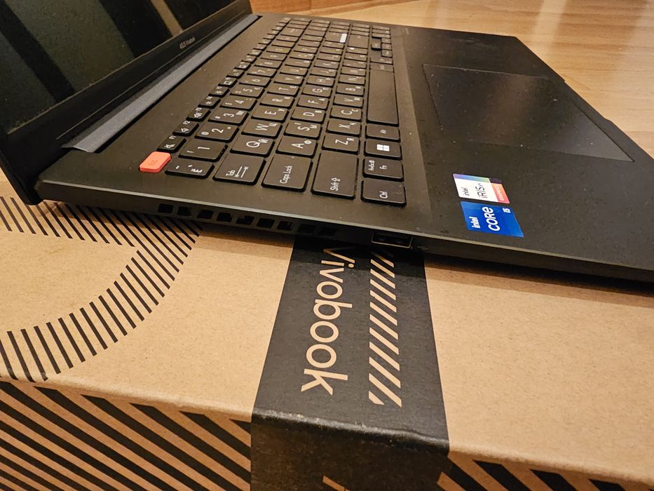 ASUS VIVOBOOK S16X продам ноут на запчастини
