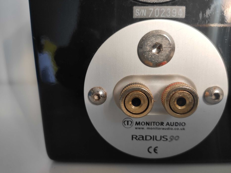 Colunas de Som Alta Fidelidade MONITOR AUDIO RADIUS 90 (Par) Made uk